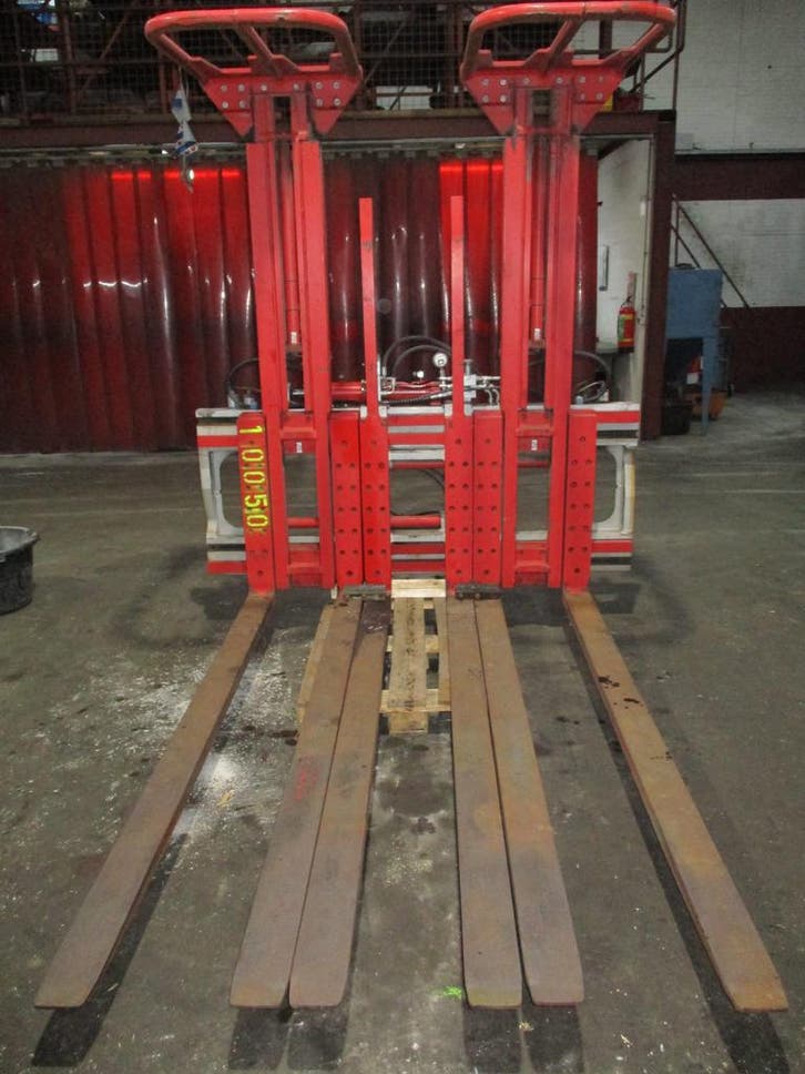 Durwen Vorkenversteller Triple met laststabilisator, Articles professionnels, Machines & Construction | Chariots élévateurs & Transport interne