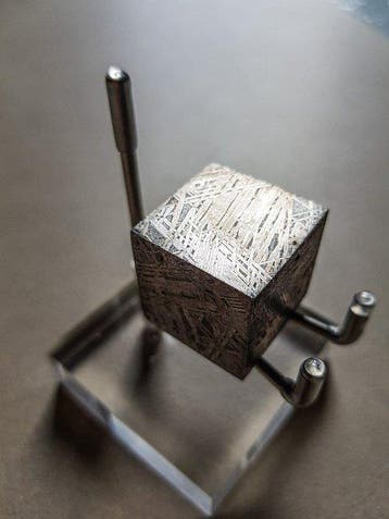 Muonionalusta meteoriet HQ Swedish Cube - Hoogte: 2.2 cm -