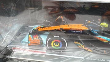 Spark 1:18 - Modelauto - McLaren MCL39 Abu Dhabi GP Lando, Nieuw