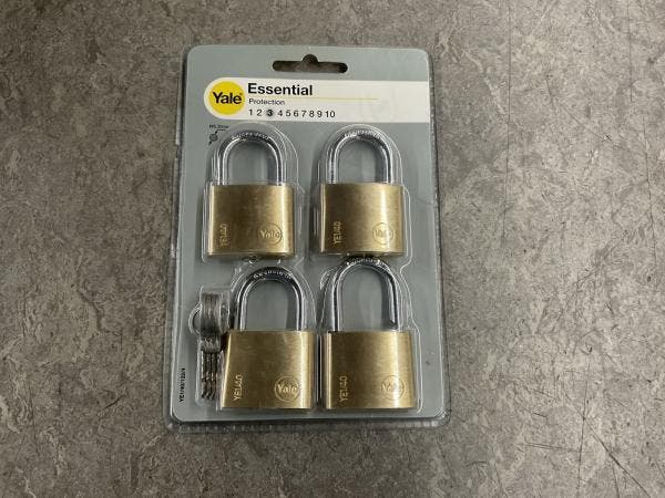 Veiling - 8x Yale hangslot messing 4-pack 40mm, Diensten en Vakmensen, Reparatie en Onderhoud | Sloten