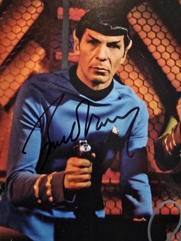 Leonard Nimoy and William Shatner - Handsigned Photo with