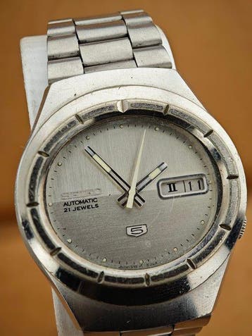 Seiko - 5 Automatic – 21 Jewels – Ref. 7019-5080 – Day-Date