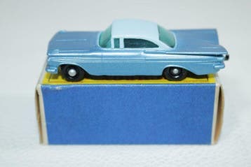 Matchbox 1:64 - Modelauto - Matchbox MB57b Chevrolet IMPALA, Nieuw