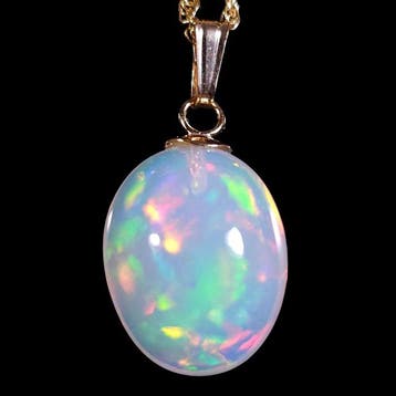 Sans réserve – Opale de 7,55 ct avec un feu multicolore vif