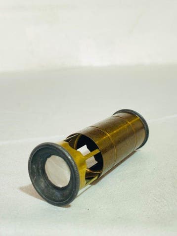 Microscoop - de voyage Ancien , rare , dobservations