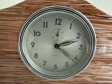 Réveil, Horloge de table - Veglia - Bois - 1950-1960