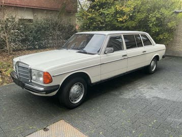 Online veiling - Mercedes-Benz 240d Pullman W123, Nieuw