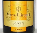 2015 Veuve Clicquot, Vintage - Champagne Brut - 3 Flessen