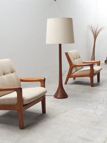 Domus - Staande lamp - Traan - teakhout, Zijde, Antiek en Kunst