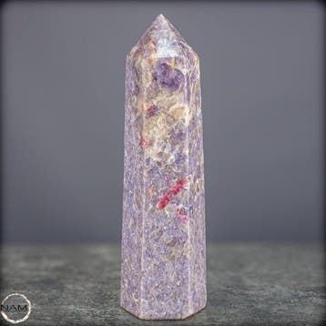 Eenhoornsteen-obelisk met rubelliet – Zachte kracht en, Verzamelen
