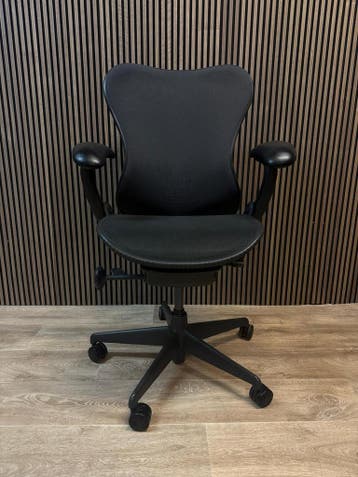 Uit Voorraad Leverbaar Herman Miller Mirra Butterfly Stoelen, Verzenden, Zwart, Zo goed als nieuw, Bureaustoel