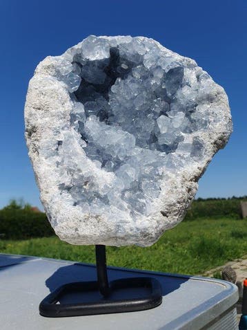 celestine Geode - Hoogte: 25 cm - Breedte: 17 cm- 4500 g, Collections