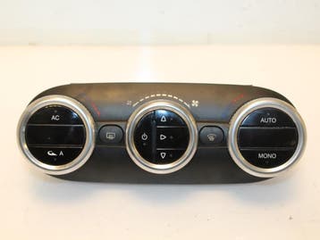 Kachel Bedieningspaneel Alfa Romeo Giulietta O131500