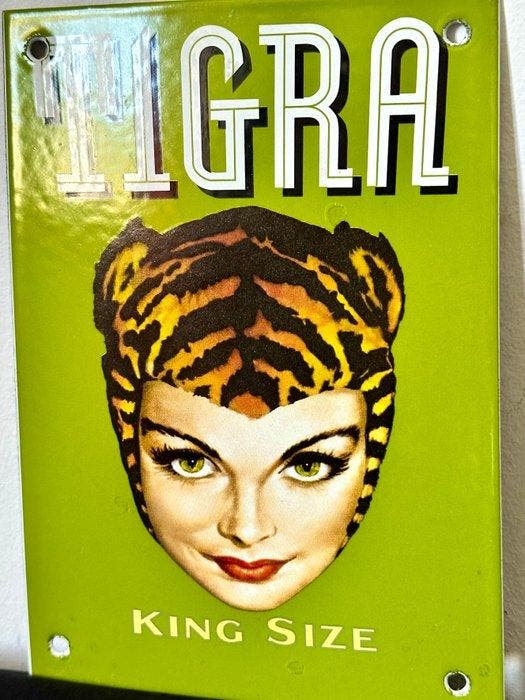 No reserve-Tigra King Size emaille reclamebord met, Antiek en Kunst, Antiek | Wandborden en Tegels