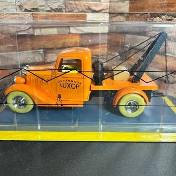 Editions Moulinsart Les voitures de Tintin 1/24 - Tintin -, Nieuw