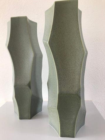 Ferm Living - Vaas (2) - Hoogte: 37 cm - Geglazuurd