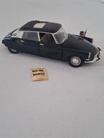 Solido 1:18 - Voiture miniature - Citroën DS 19 Presidente -