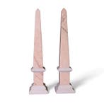Figuur - Paar marmeren obelisken - 43 cm