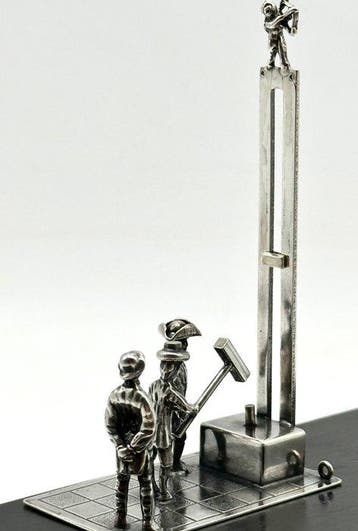 Grote en zware handgemaakte zilveren miniatuur Kop Van Jut