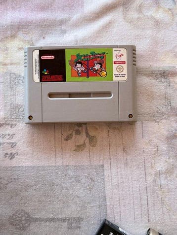 Nintendo - Lot of 4 Vintage Nintendo Video Games: 1x SNES &, Games en Spelcomputers, Nieuw