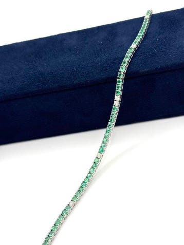 Tennis armband - 18 karaat Witgoud - 4.73ct. tw. Smaragd -, Handtassen en Accessoires, Antieke sieraden