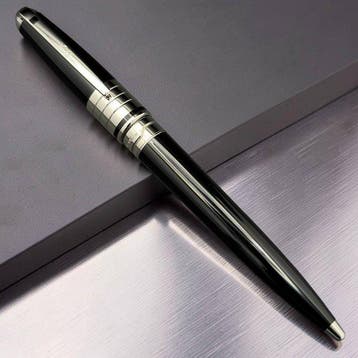 S.T. Dupont - Line d - Sans prix de réserve - Stylo, Collections