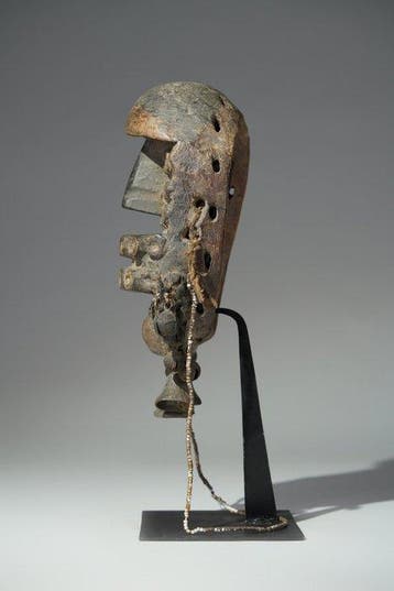 Een houten masker - Wij - Ivoorkust (Zonder minimumprijs), Antiek en Kunst, Kunst | Niet-Westerse kunst