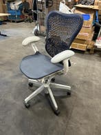 Herman Miller Mirra 2 Full Option (Unieke Kleur), Zo goed als nieuw, Bureaustoel, Ergonomisch, Verzenden