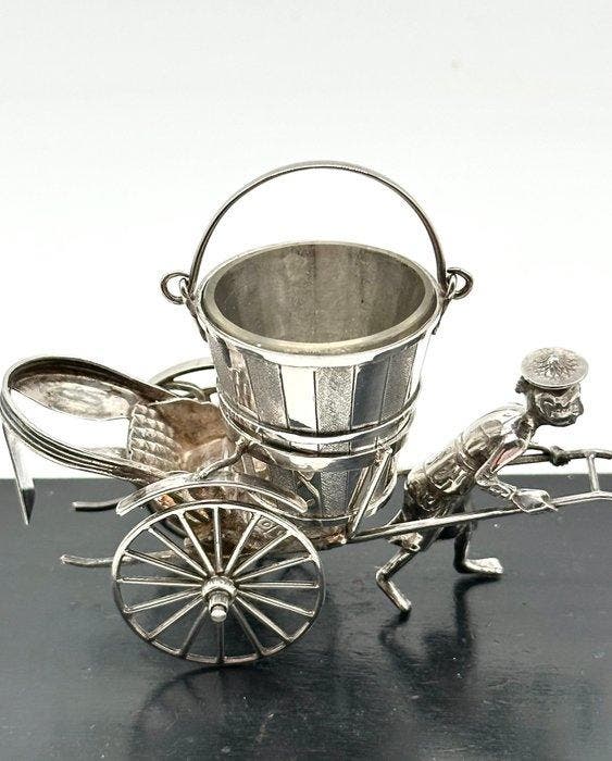 No reserve- Chinees Export Zilveren zoutvat Riksja met, Antiquités & Art, Antiquités | Argent & Or