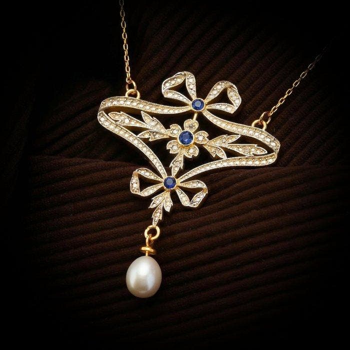 Sans prix de réserve - Collier avec pendentif - 8 carats, Bijoux, Sacs & Beauté, Bijoux anciens