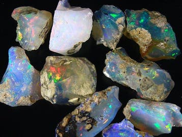 Geen reserve - Ct. 61.10 Topkleur Ethiopische opaal - Ruwe