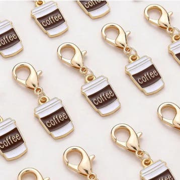 5 gelukshangers - koffie - barista -coffe - liefde - goud..., Handtassen en Accessoires, Bedels, Verzenden, Nieuw