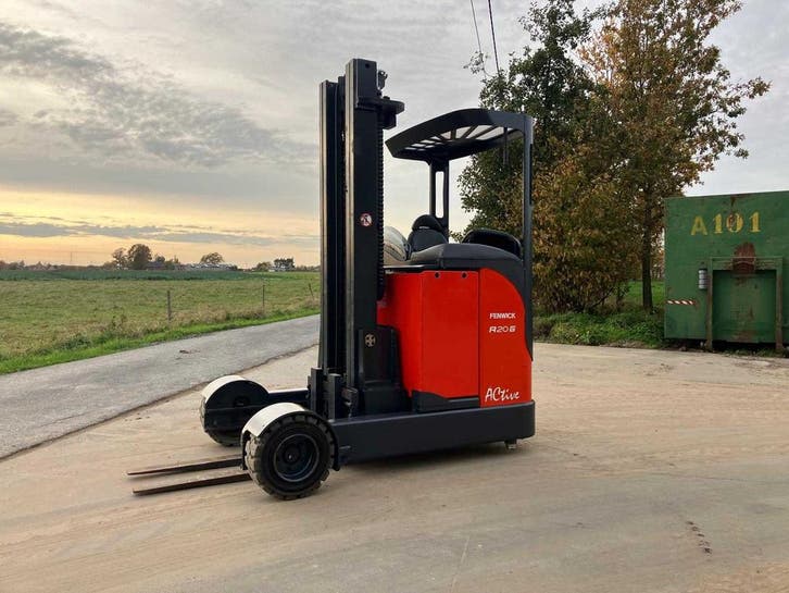 Online veiling - Linde R 20G-12 Reach vorkheftruck 2010, Zakelijke goederen, Machines en Bouw | Heftrucks en Intern transport