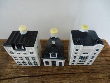 Maison KLM - Trois petites maisons KLM/Bols numéros 95, 99