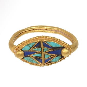 Oud-Egyptisch Goud, Turkoois en lapis lazuli Ring met lotus