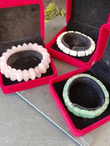 Armbandencollectie: prehniet en howliet en rozenkwarts- 177, Verzamelen