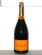 Veuve Clicquot, Carte Jaune - Champagne Brut - 1 Magnum (1,5