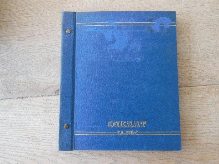 Wereld 1914/2018 - Wereld in 3x stokboek.1x zelfgemaakt alb., Timbres & Monnaies, Timbres | Amérique