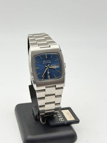 Bulova - accutron NOS blue day date - Sans prix de réserve -, Handtassen en Accessoires, Horloges | Heren, Nieuw