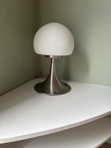 Lampe - Aluminium - Lampe champignon en verre lait, Antiquités & Art