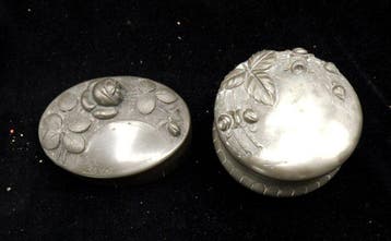 2 Art nouveau sieradendoosjes - Gesigneerd - Boîte à bijoux