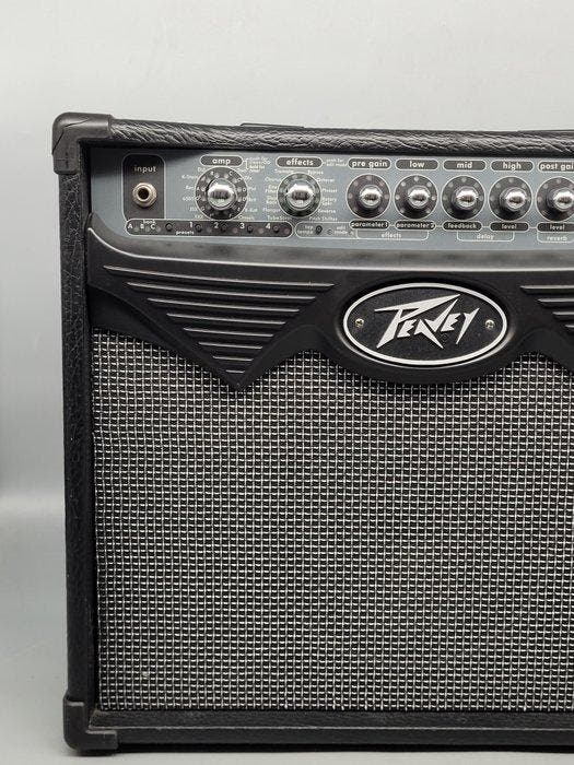 Peavey – Gitarren-Comboverstärker - Vypyr 15 Luidspreker, Musique & Instruments, Instruments à corde | Guitares | Acoustiques