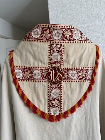 Religieuze en spirituele objecten - Stof, lint, borduursel,