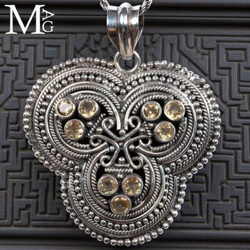 Pendentif Soleil Balinais en Argent Sterling 925 avec, Verzamelen