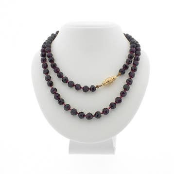 Antiek granaat kralenketting met gouden slot, Handtassen en Accessoires, Kettingen, Gebruikt, Ophalen of Verzenden, Met edelsteen