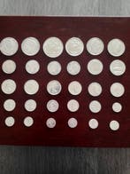 France. Lot de 30 monnaies en argent, 1837/1991