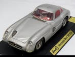 Revell 1:12 - Model raceauto - Mercedes-Benz 300 SLR, Hobby en Vrije tijd, Nieuw