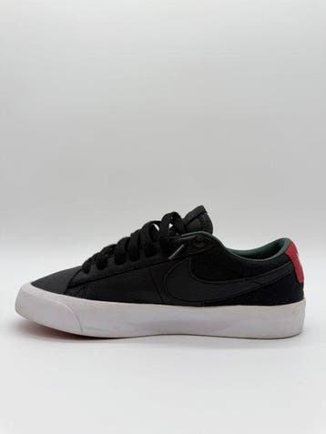 Nike - Nike SB Blazer Low Black Red Gucci - Sneakers -, Nieuw