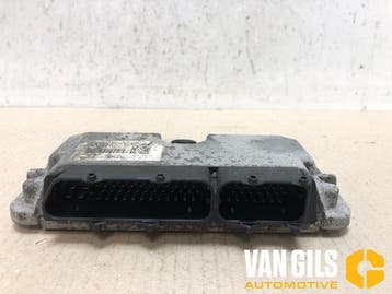 Computer Motormanagement Volkswagen Golf O241712