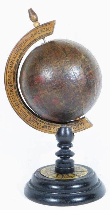 Terrestrial table globe - 1970-1980